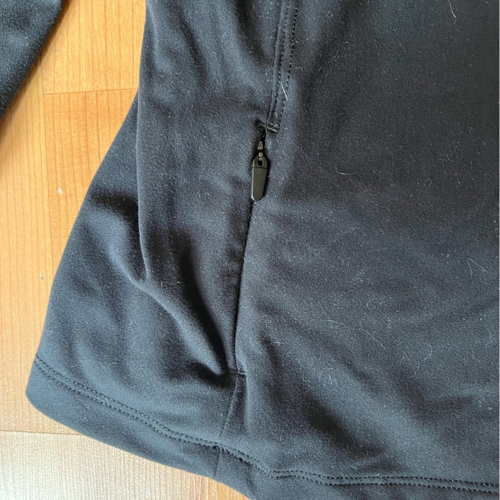 Lululemon Toasty Tech 1/2 Zip - Picture 5 of 6